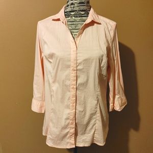Light pink fitted button down shirt